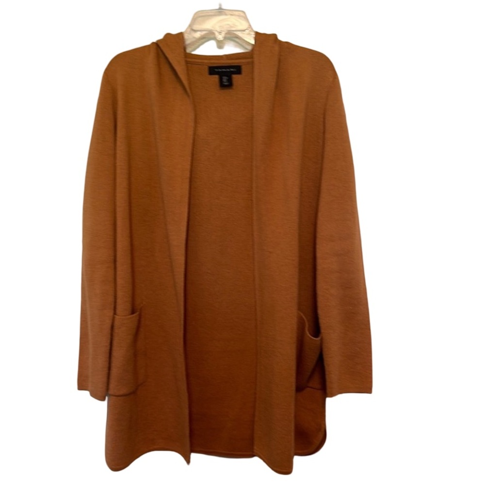 Tahari sweater with hood and pockets